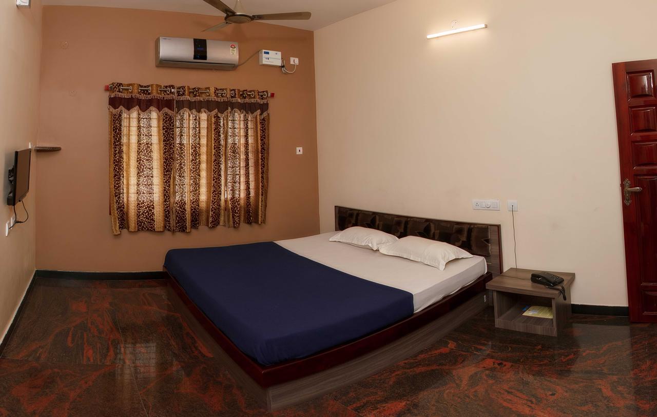 Hotel Sri Hayagriva Tiruchirappalli Kültér fotó